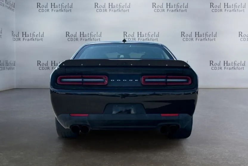 2022 Dodge Challenger R/T Scat Pack photo 1