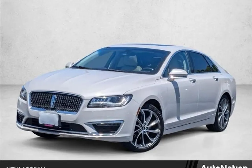 2019 Lincoln MKZ Hybrid Reserve photo 1