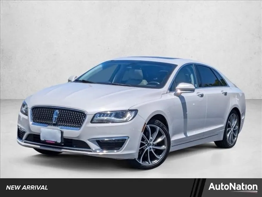 2019 Lincoln MKZ Hybrid Reserve photo 1