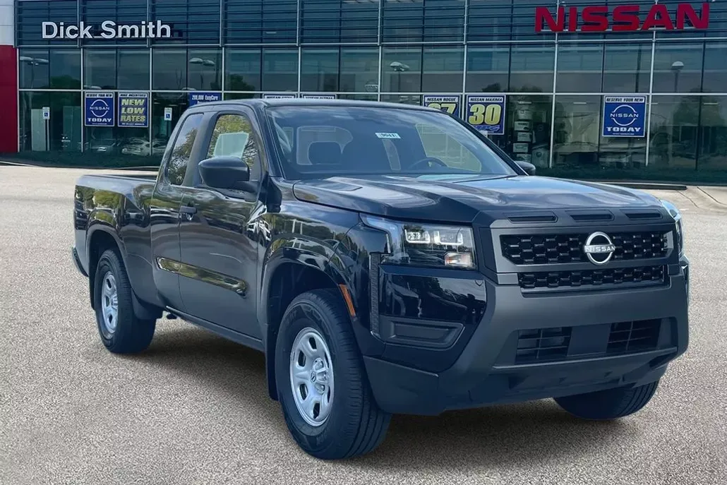 2026 Nissan Frontier S photo 1