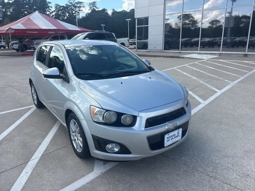 2014 Chevrolet Sonic LT photo 1