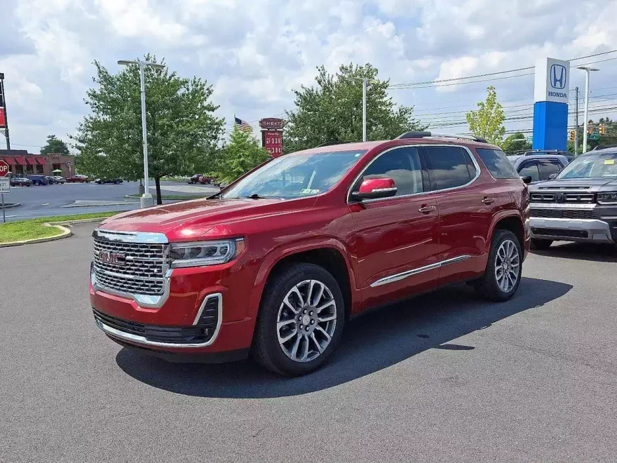 2023 Gmc Acadia Denali photo 1