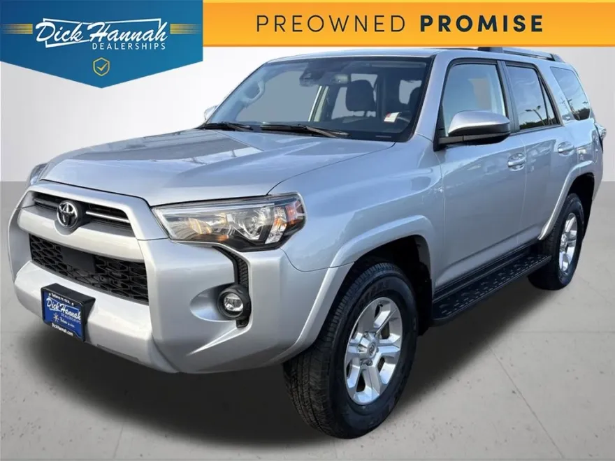 2021 Toyota 4Runner SR5 photo 1