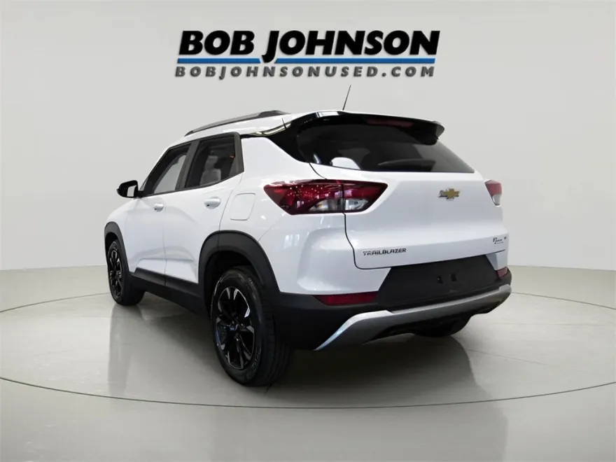 2023 Chevrolet Trailblazer LT photo 1