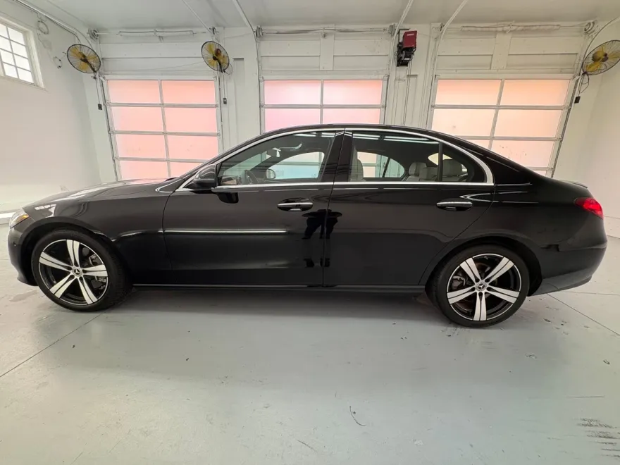 2025 Mercedes Benz C 300 Sedan photo 1
