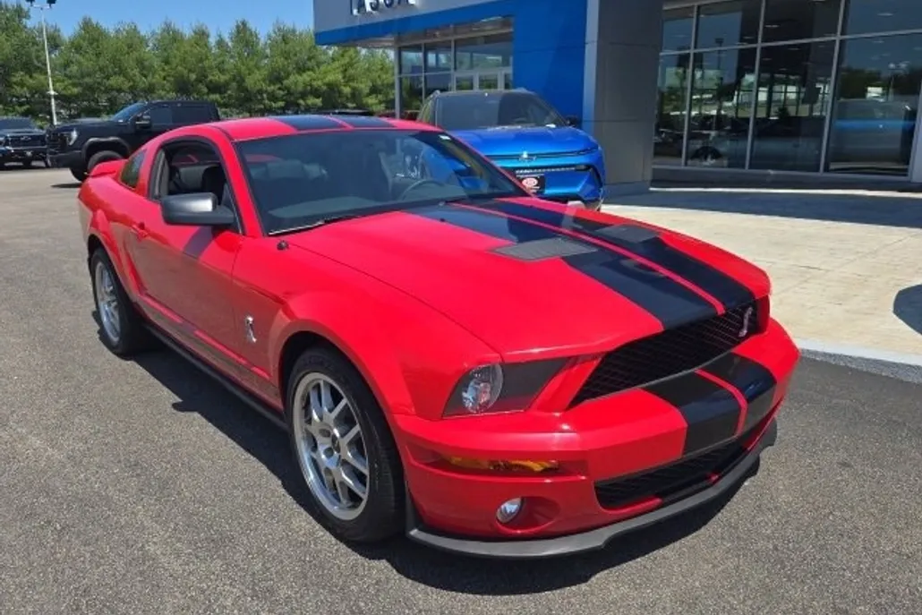 2009 Ford Mustang Shelby GT500 photo 1