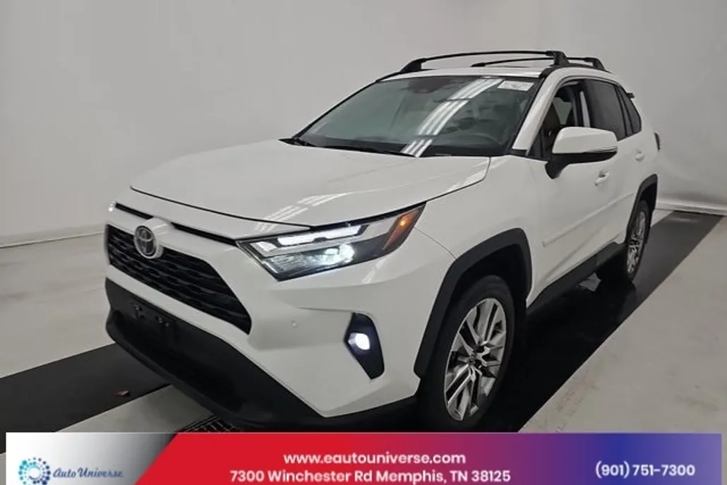 2023 Toyota RAV4 XLE Premium photo 1