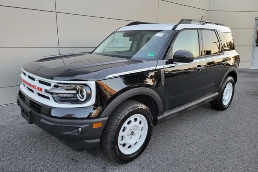 2024 Ford Bronco Sport Heritage photo 1