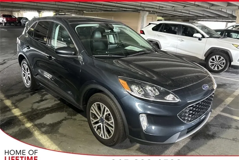 2022 Ford Escape SEL photo 1