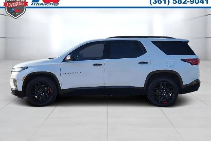 2023 Chevrolet Traverse Premier photo 1