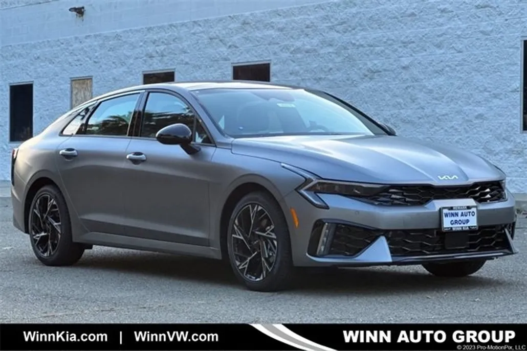2025 Kia K5 GT-Line photo 1