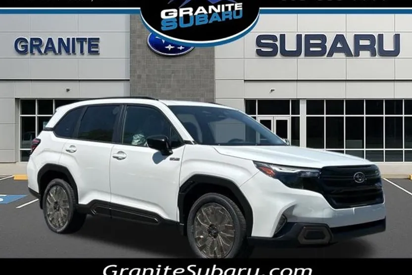 2025 Subaru Forester Sport photo 1