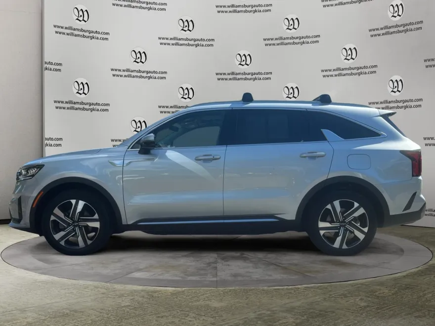 2023 Kia Sorento Hybrid EX photo 1