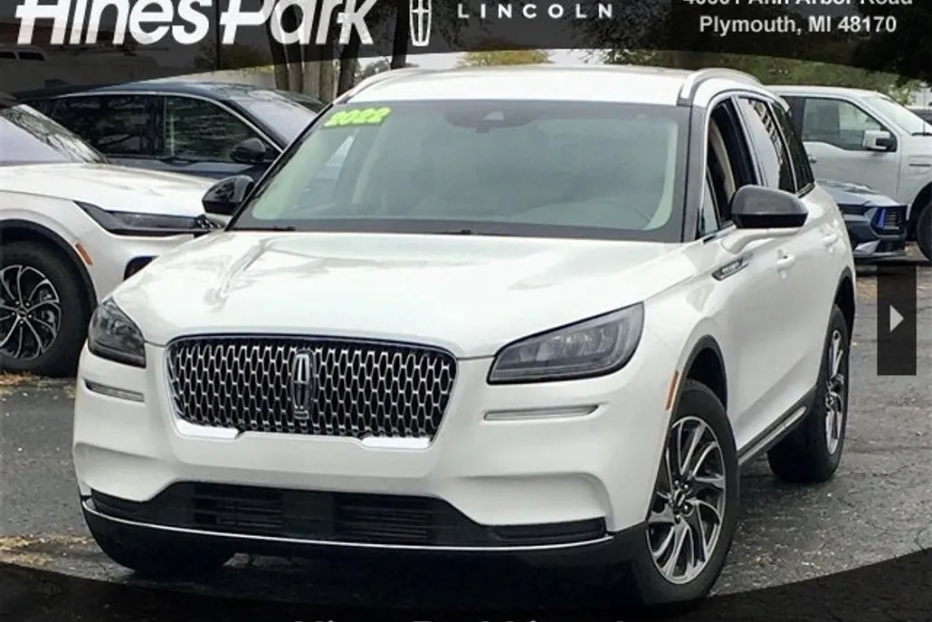 2022 Lincoln Corsair Standard photo 1