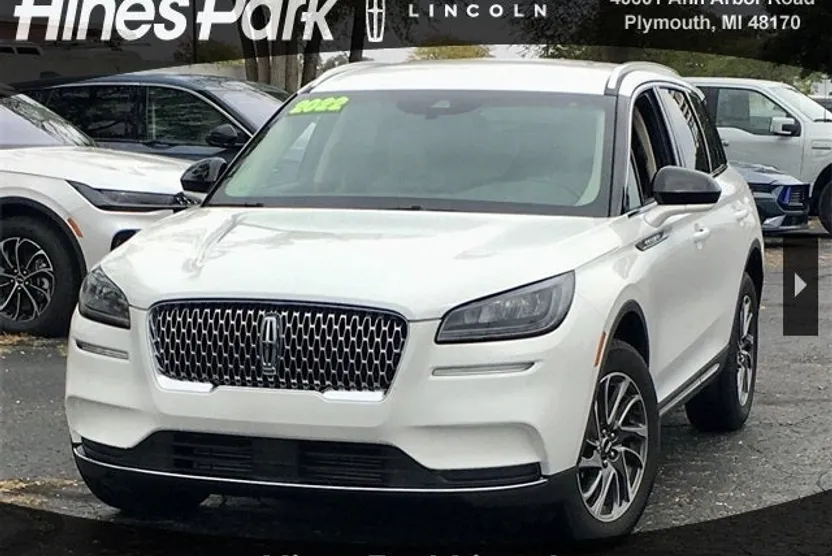 2022 Lincoln Corsair Standard photo 1