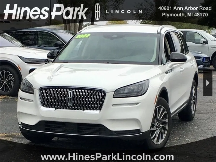 2022 Lincoln Corsair Standard photo 1