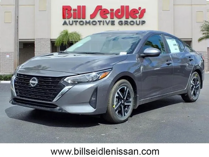 2025 Nissan Sentra SV photo 1