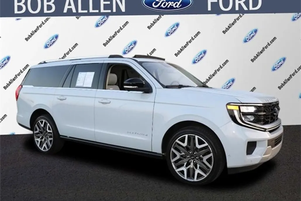 2025 Ford Expedition MAX Platinum photo 1