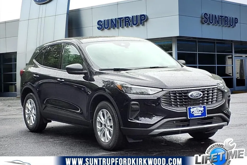 2025 Ford Escape Active photo 1