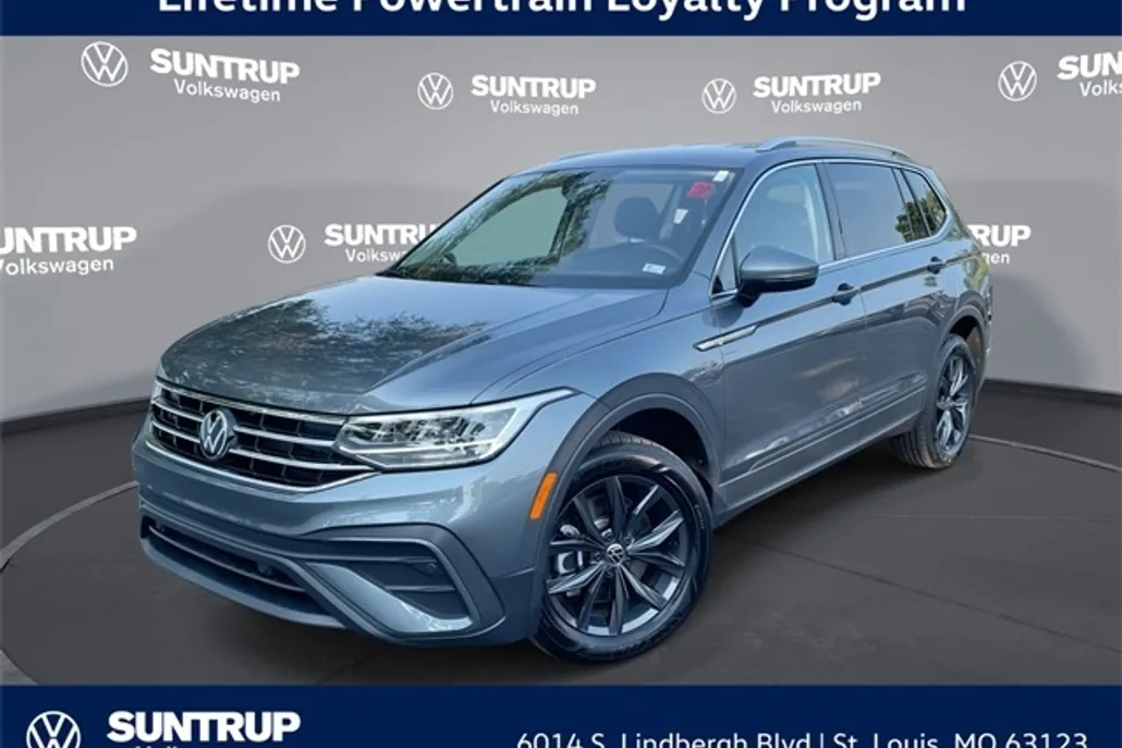 2024 Volkswagen Tiguan SE Wolfsburg Edition photo 1