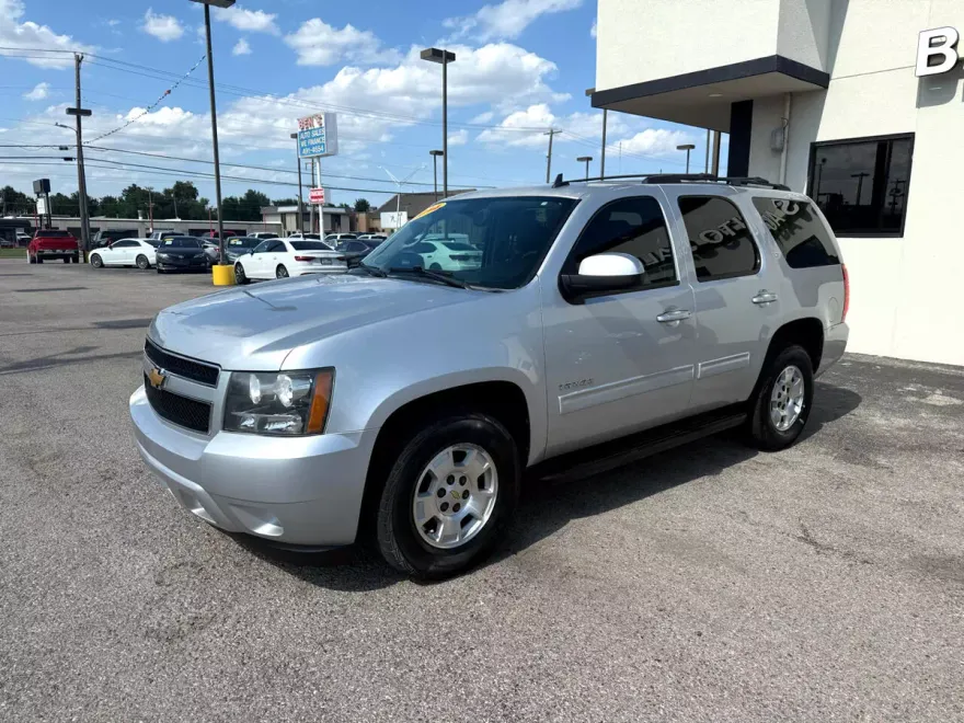 2014 Chevrolet Tahoe LT photo 1