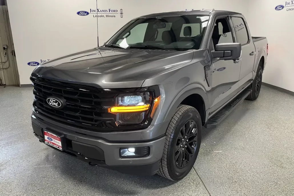 2024 Ford F-150 XLT photo 1
