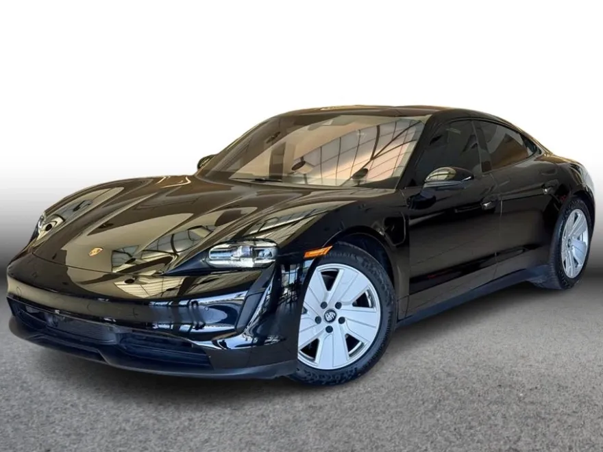 2022 Porsche Taycan photo 1