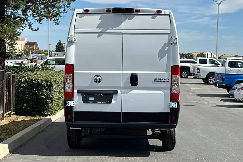 2025 Ram ProMaster 2500 photo 1