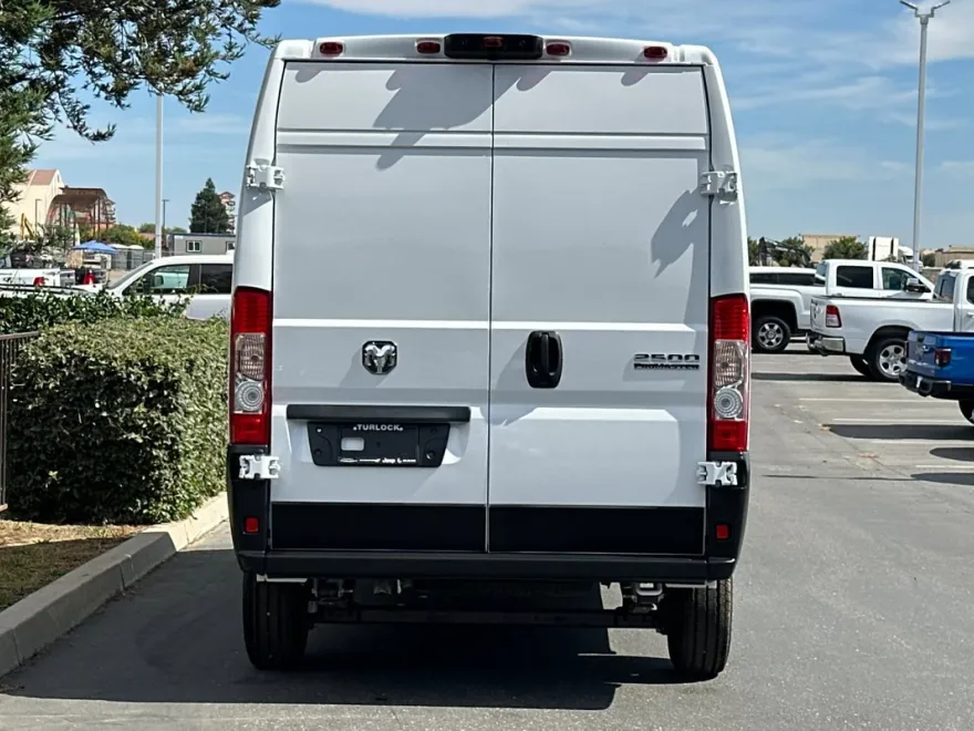 2025 Ram ProMaster 2500 photo 1