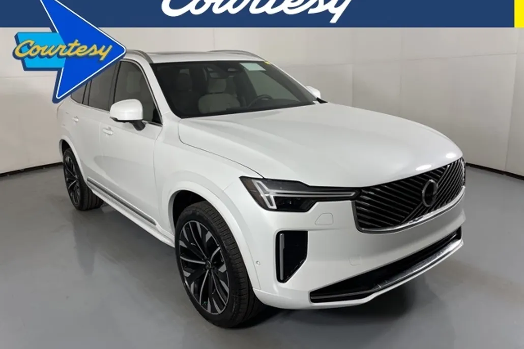 2026 Volvo XC90 T8 AWD Plus photo 1
