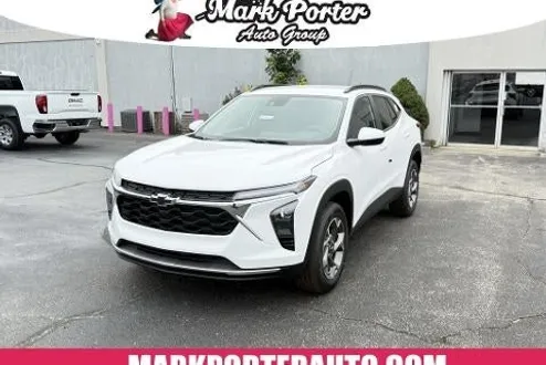 2025 Chevrolet Trax LT photo 1