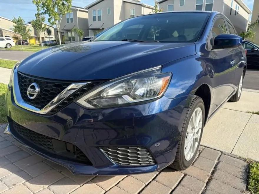 2019 Nissan Sentra SV photo 1