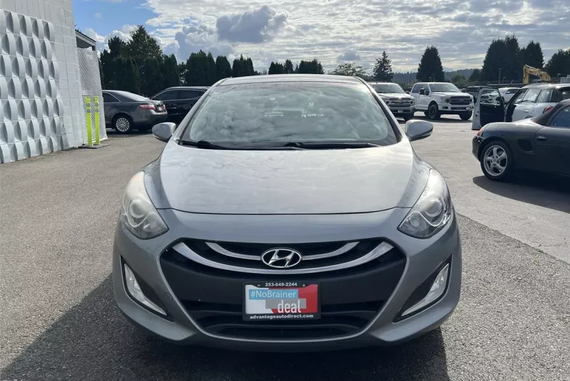 2014 Hyundai Elantra GT Base photo 1
