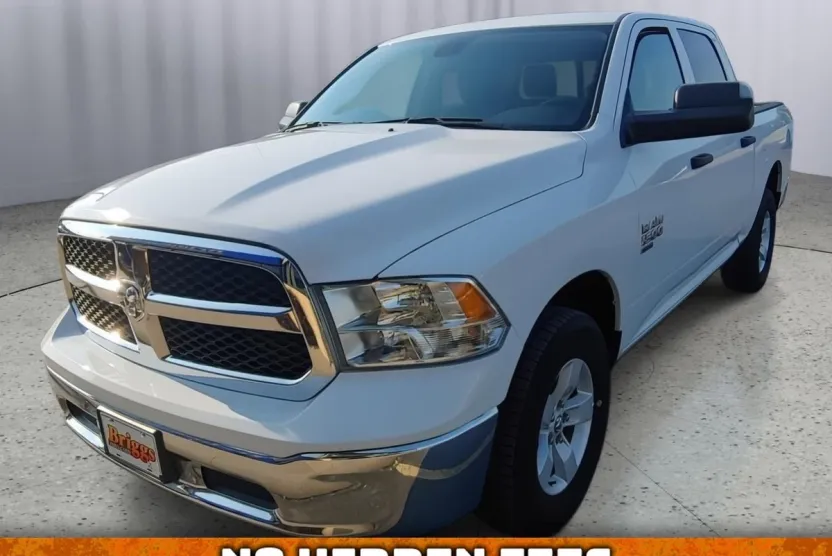 2023 Ram 1500 Classic SLT photo 1