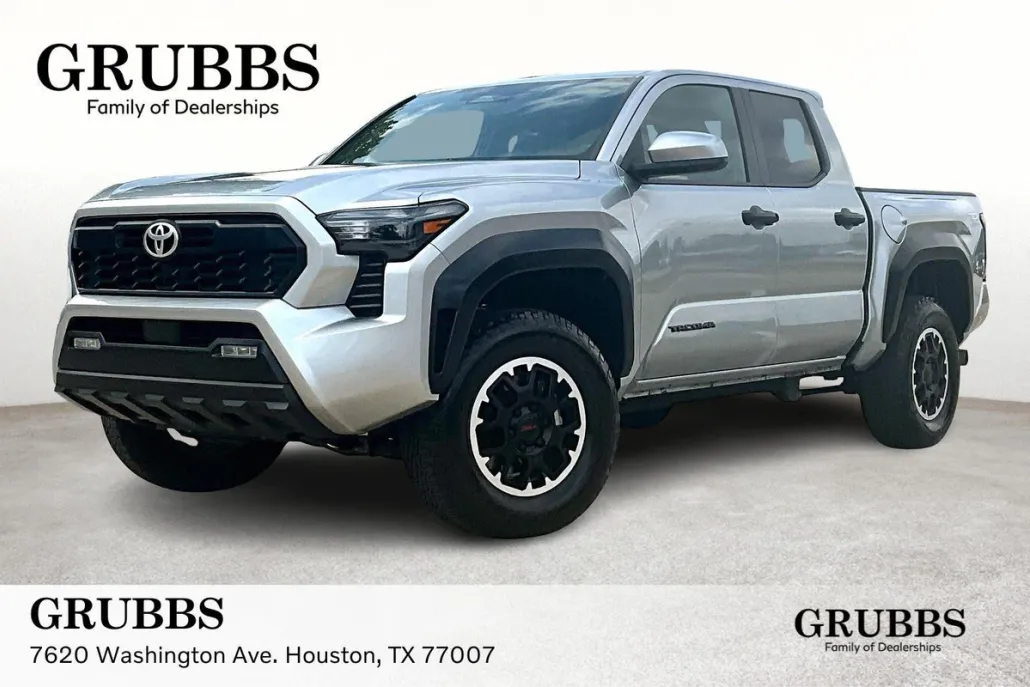 2024 Toyota Tacoma TRD photo 1