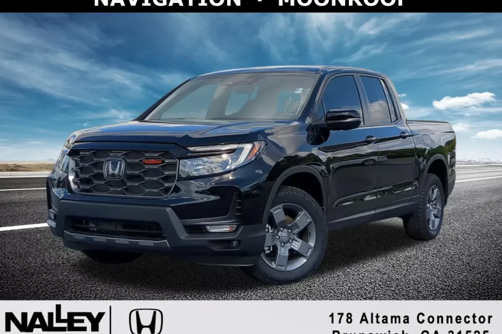 2025 Honda Ridgeline TrailSport photo 1