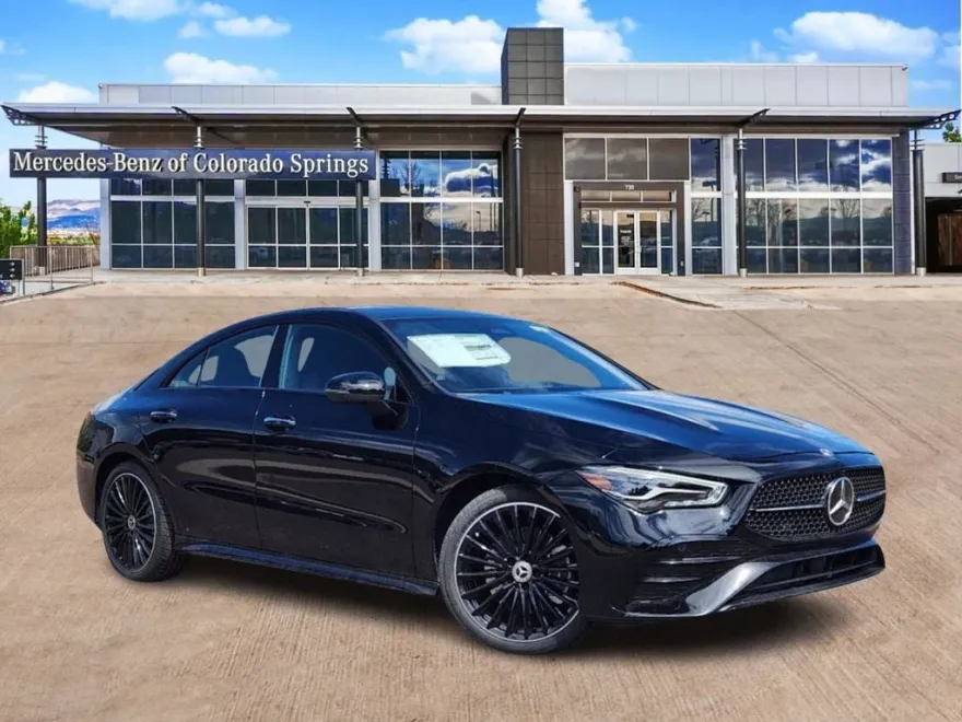2025 Mercedes Benz CLA 250 4MATIC photo 1