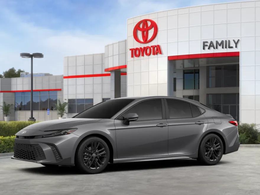 2026 Toyota Camry SE photo 1