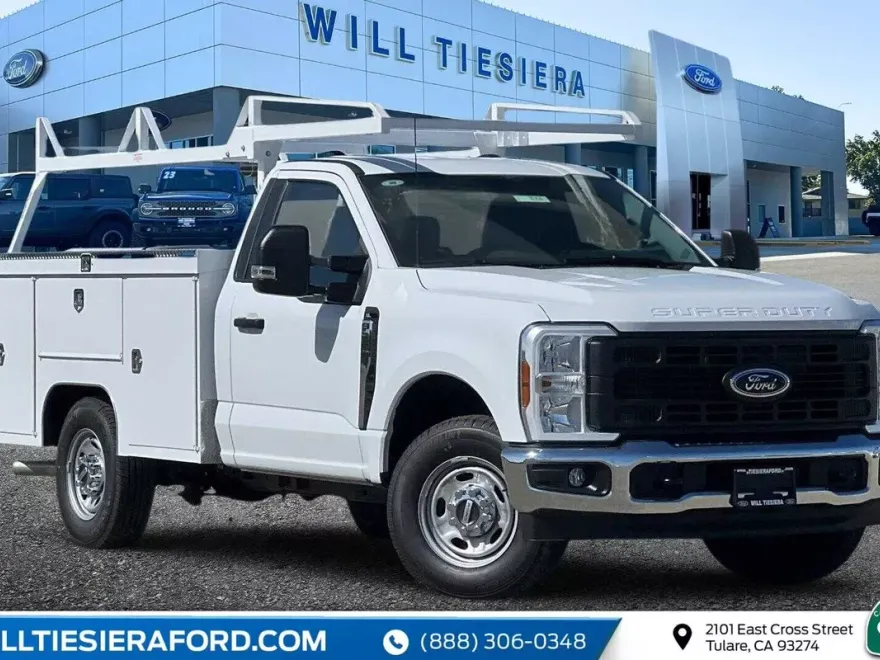 2025 Ford F-250 photo 1