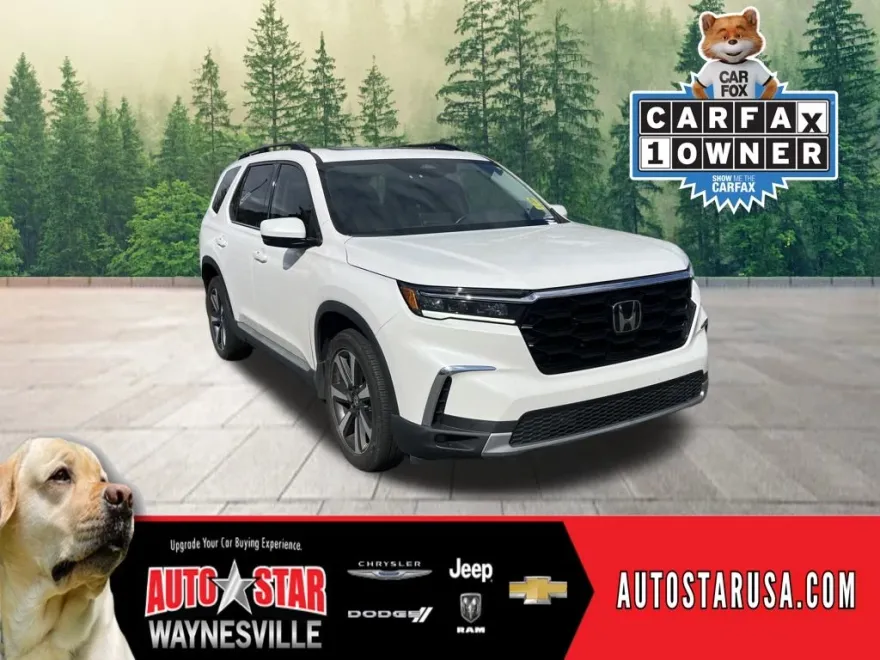 2023 Honda Pilot Touring photo 1