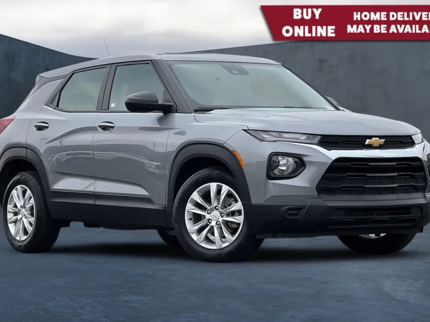 2023 Chevrolet Trailblazer LS photo 1