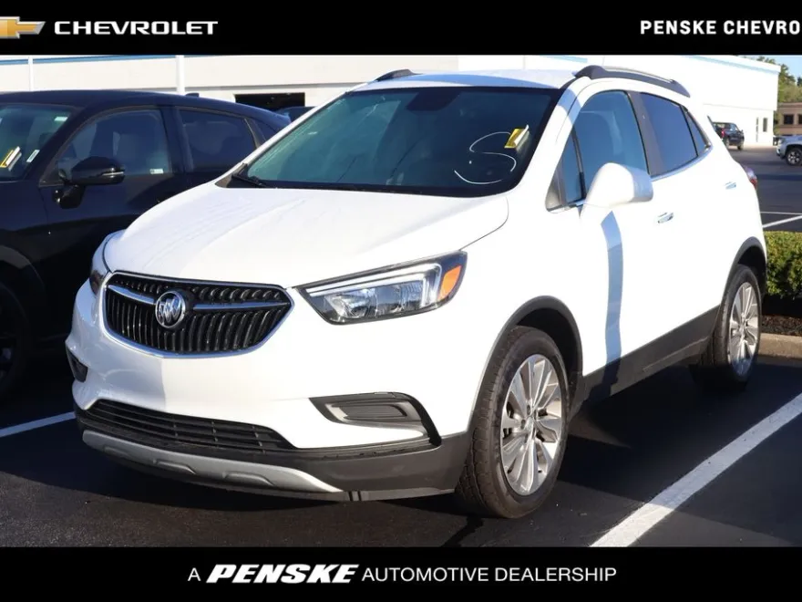 2020 Buick Encore Preferred photo 1