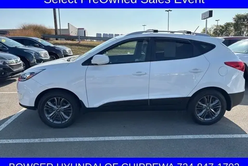 2015 Hyundai Tucson SE photo 1