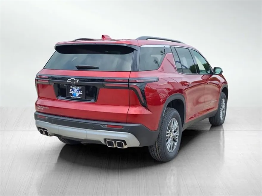 2025 Chevrolet Traverse photo 1