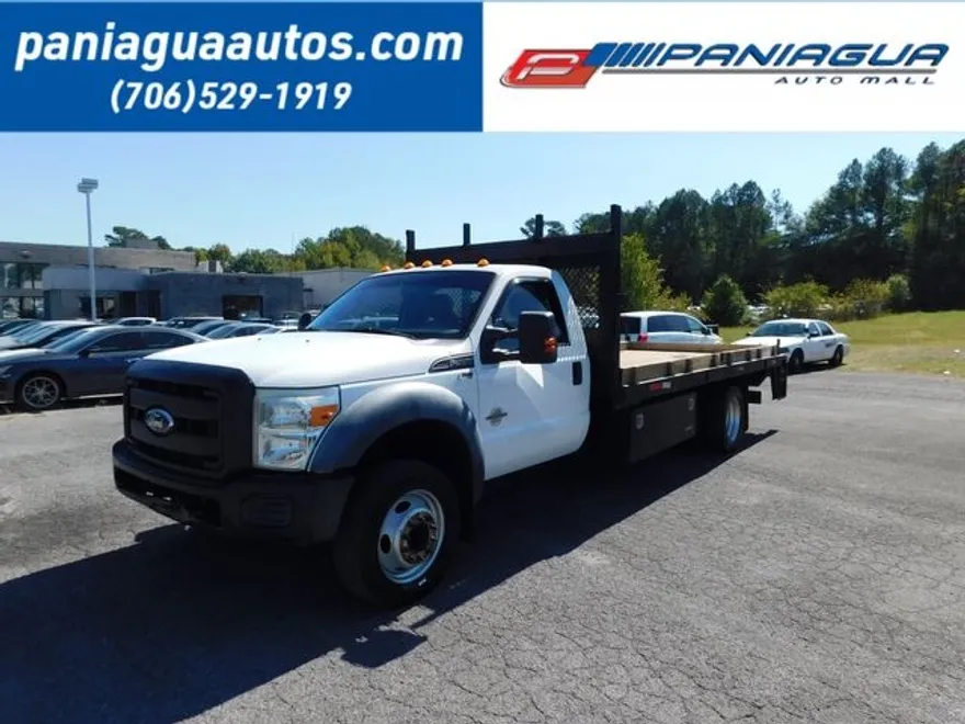 2011 Ford F-550 photo 1