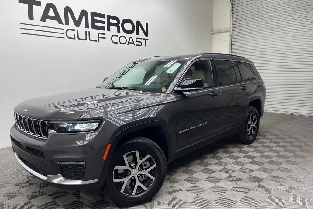 2025 Jeep Grand Cherokee Limited photo 1