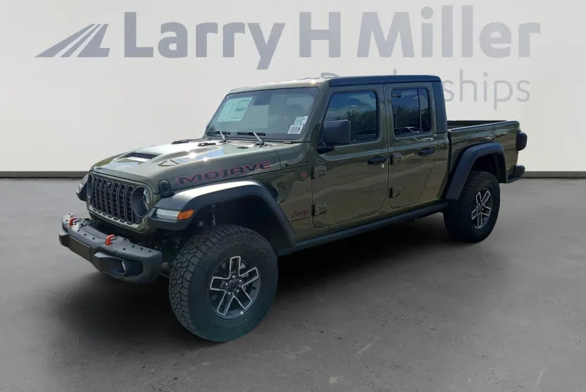 2025 Jeep Gladiator Mojave photo 1