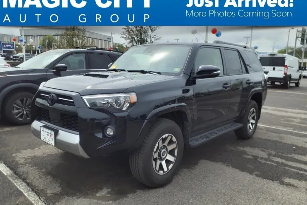 2021 Toyota 4Runner TRD Premium photo 1