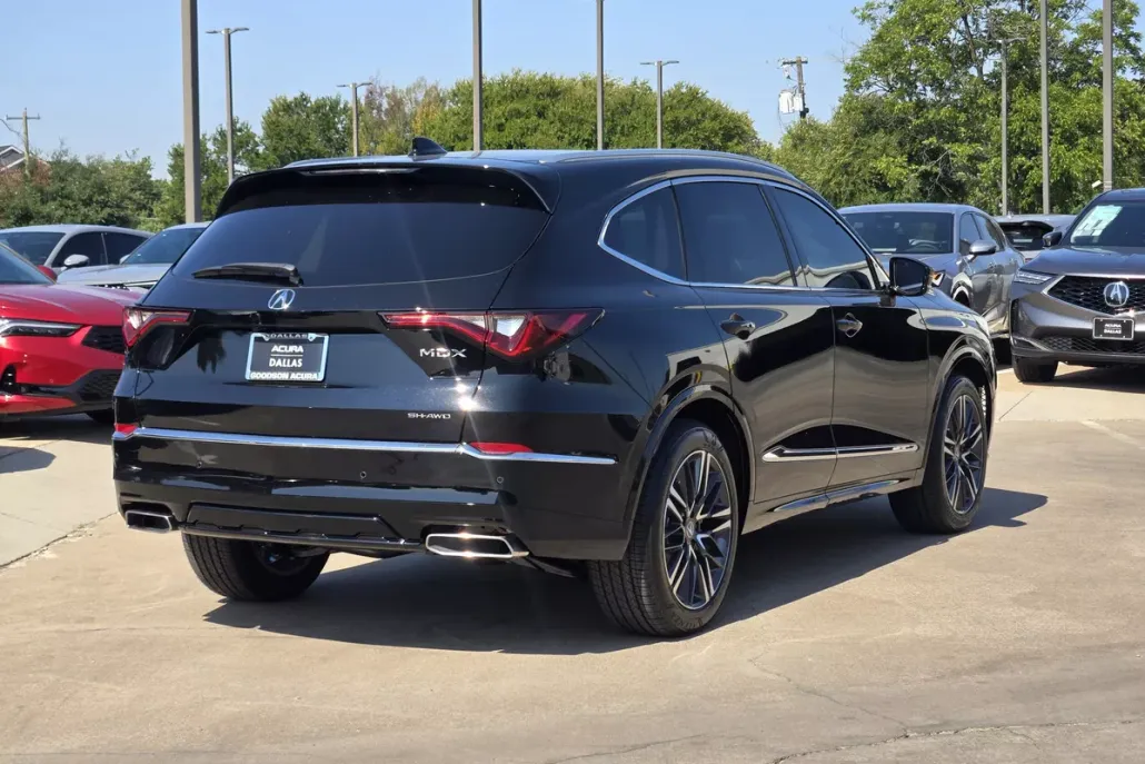 2026 Acura MDX SH-AWD Advance photo 1