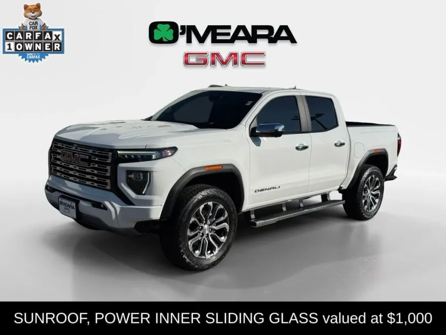 2023 Gmc Canyon Denali photo 1